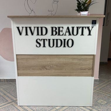 vivid beauty studio