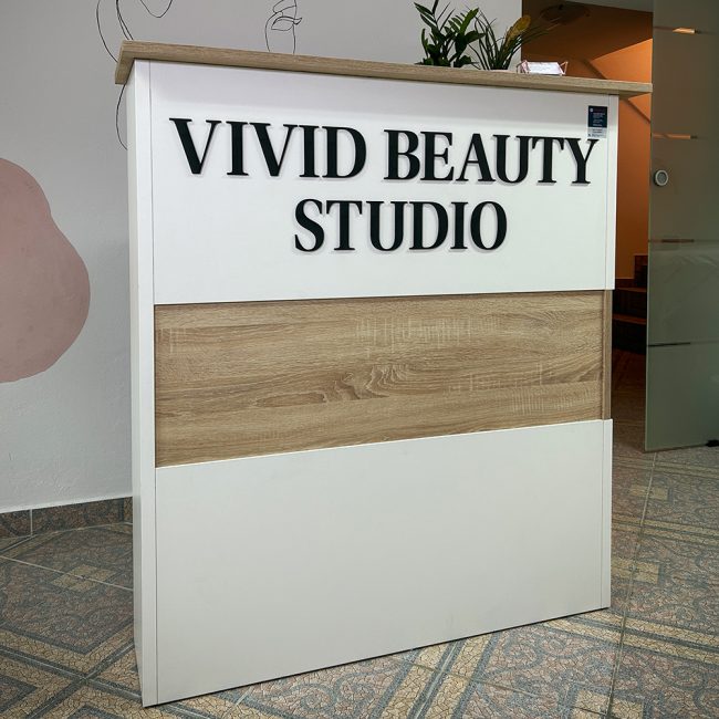 vivid beauty studio