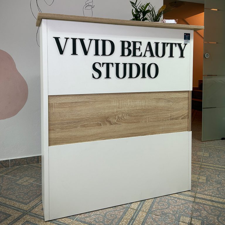 vivid beauty studio